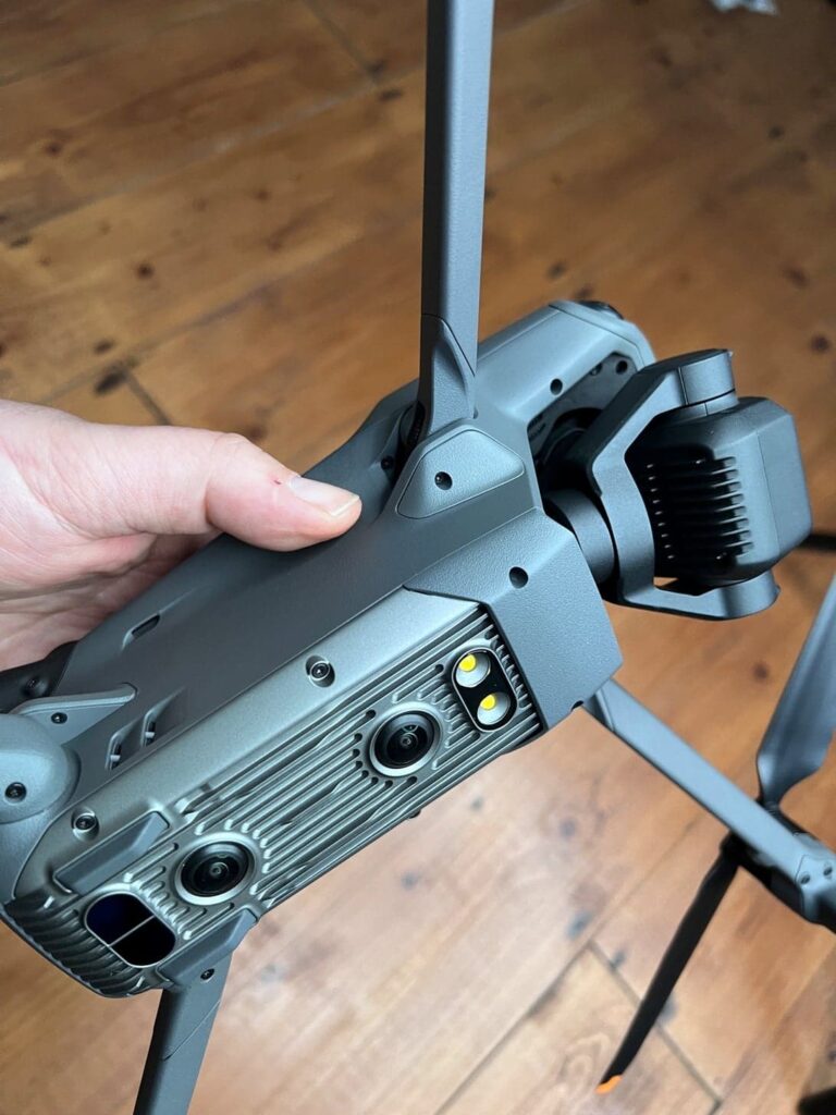 mavic 3 снизу