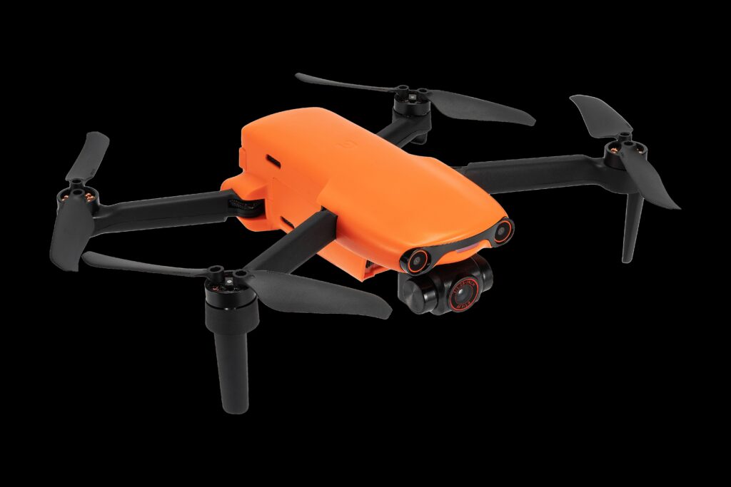 Autel Evo Nano+ Series: обзор, характеристики и ключевые особенности квадрокоптера 6 Autel evo nano вид сбоку