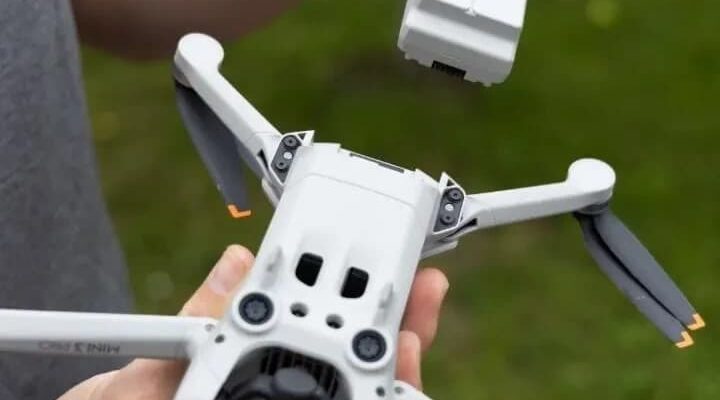 DJI-Mini-3-batteries-charging